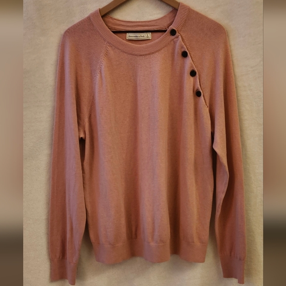 Abercrombie & Fitch Sweaters - Abercrombie & Fitch Sweater